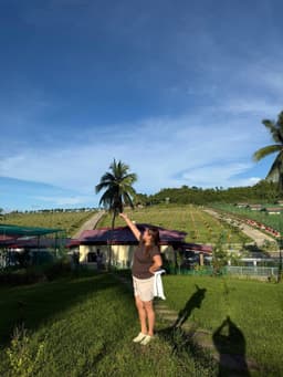 Eulogia "Yoly" Ybanez (Kamareng Yoly)